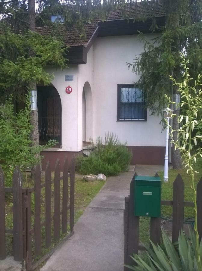 Zenith Apartman Gárdony Exteriör bild